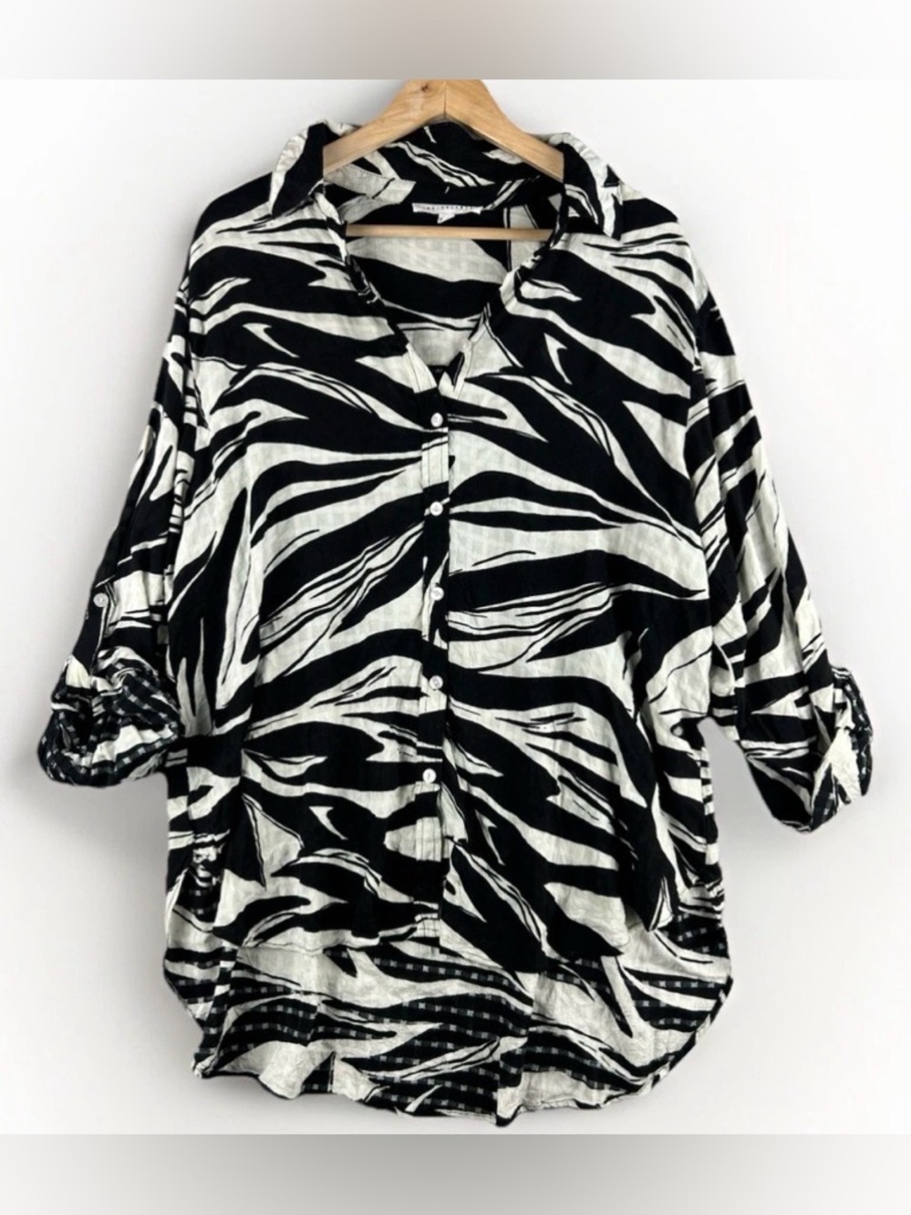 Jane & Delancy  Women's Plus Top Sz 1X Mob Wife Zebra Print Roll Tab Sleeve